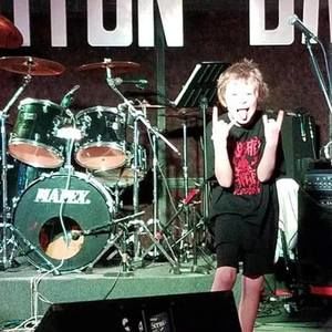 Meet your Posher, Dennis